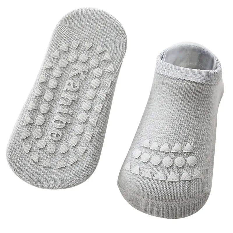 Little Steps Knee Pad & Sock Set — alternate product view 4